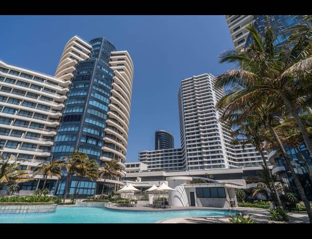 2 BEDROOM APARTMENT FOR SALE IN UMHLANGA CENTRAL